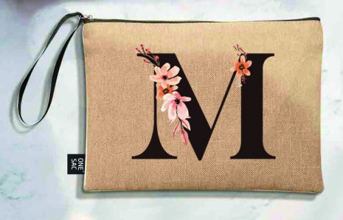 Bolso de mano letra m una pieza (diseño variado) (25×18×1 )